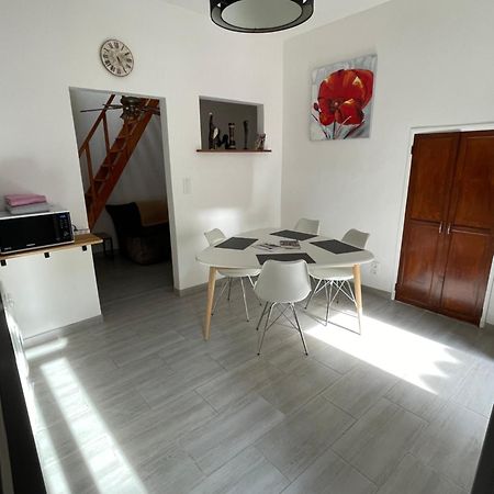 Chez Sonou , Nimes Centre Apartamento Exterior foto