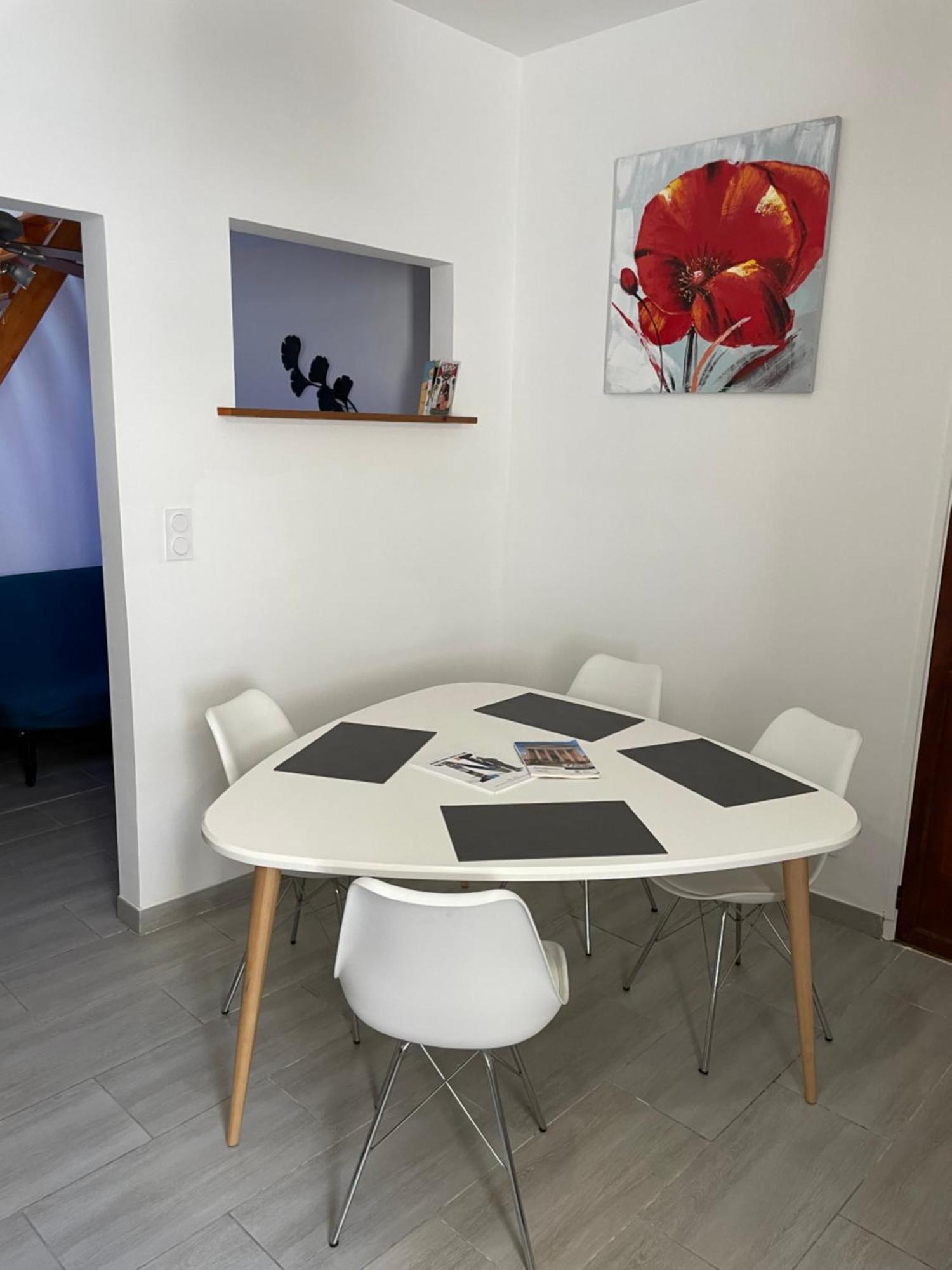 Chez Sonou , Nimes Centre Apartamento Exterior foto