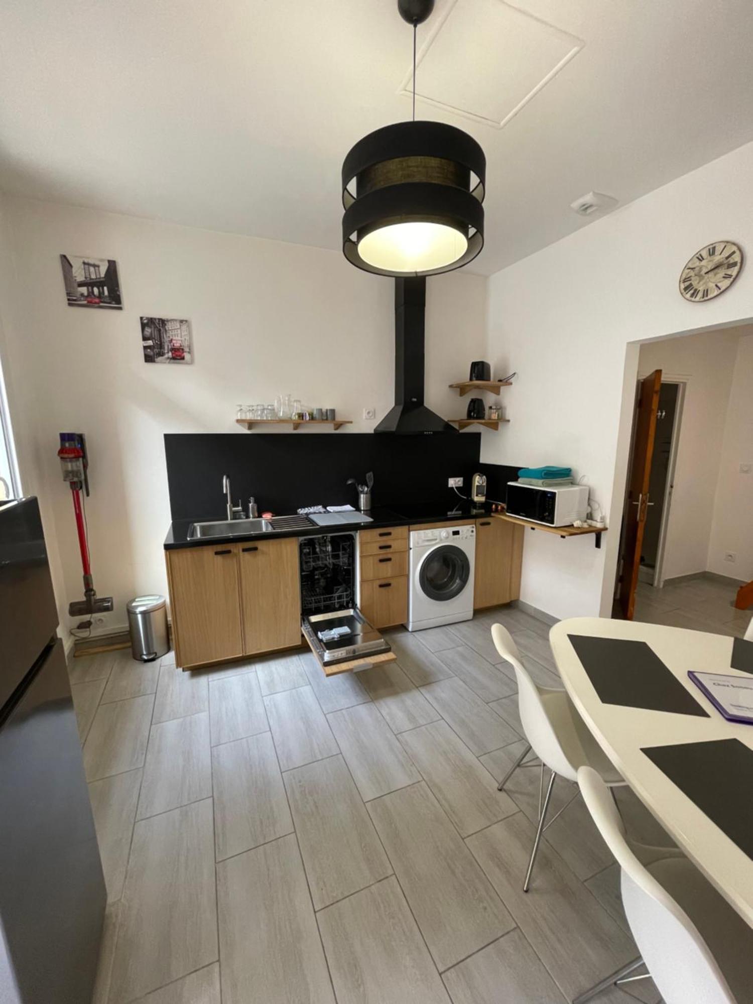Chez Sonou , Nimes Centre Apartamento Exterior foto