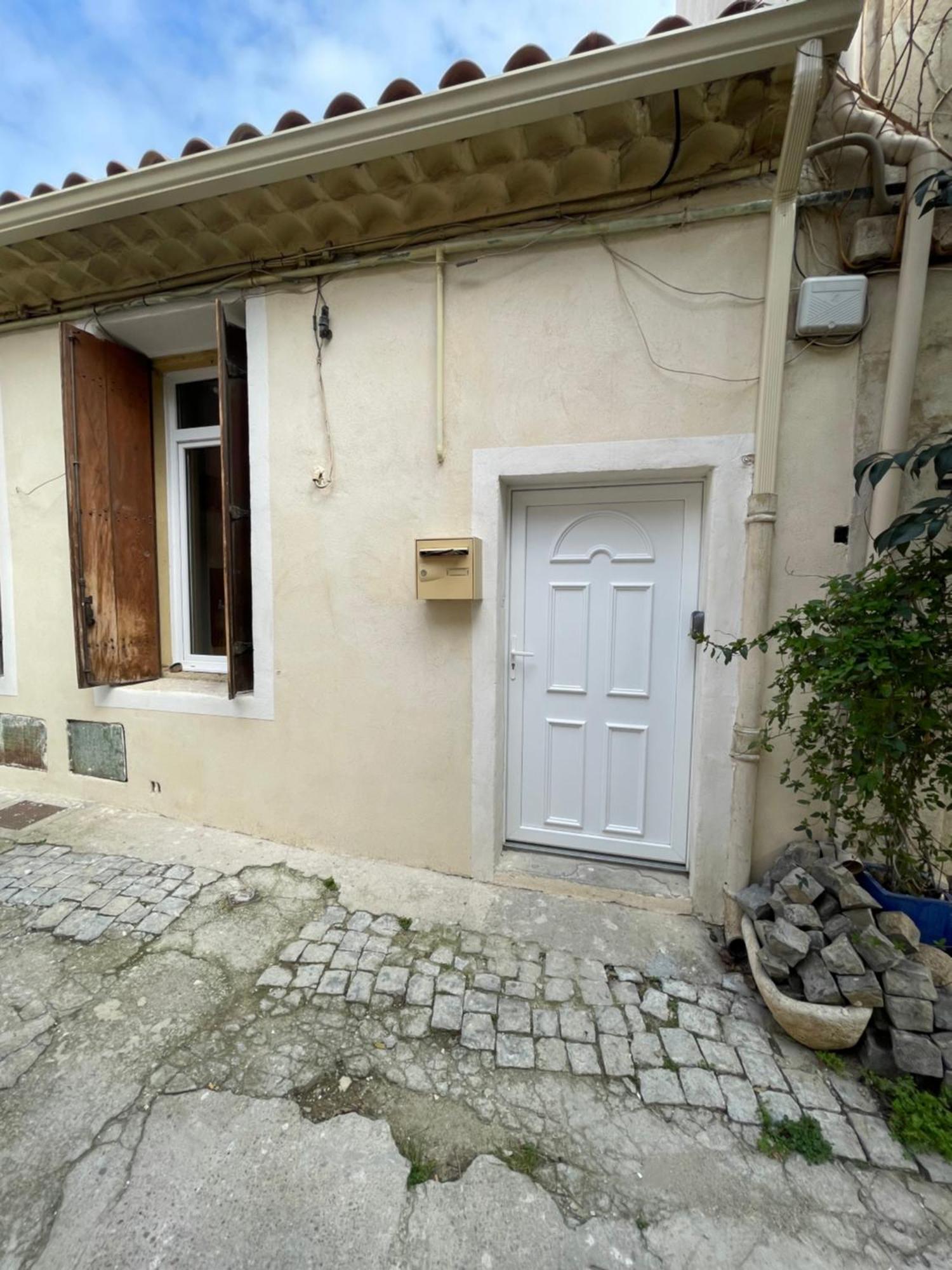 Chez Sonou , Nimes Centre Apartamento Exterior foto